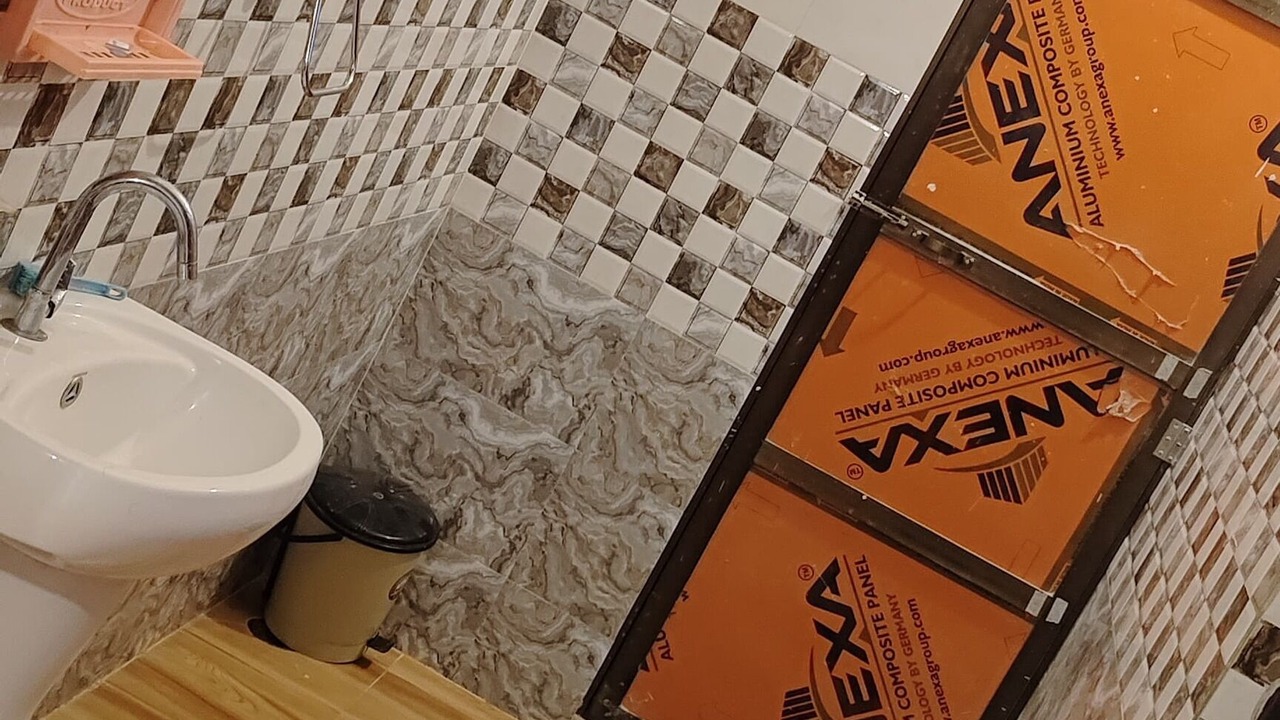 Photo of Bathroom in Sigra