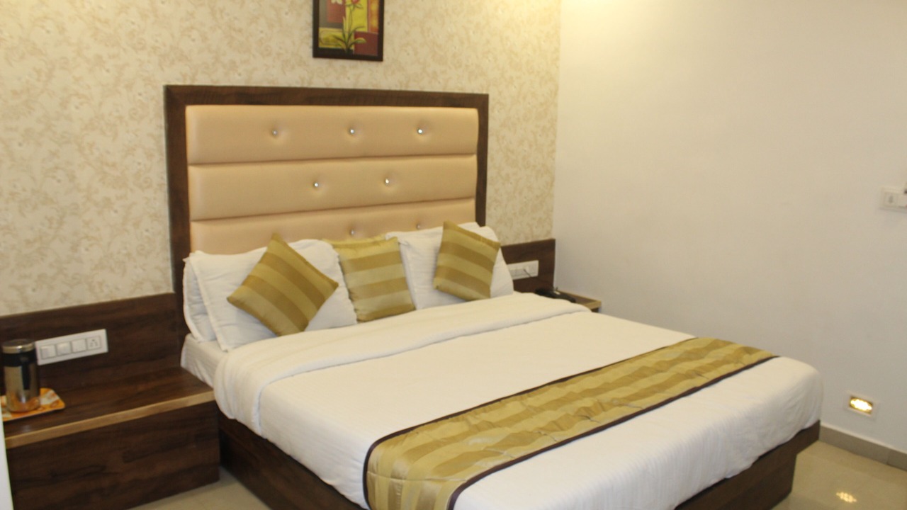 Photo of Bedroom in Ahmedabad