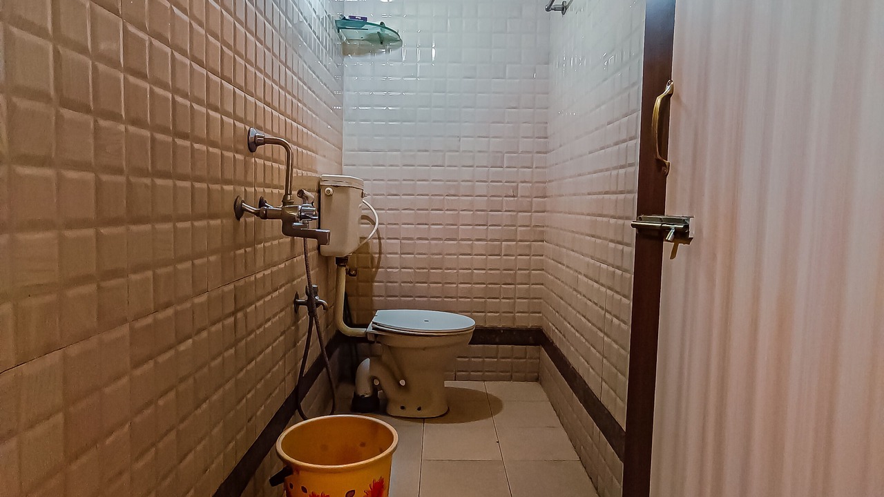 Photo of Bathroom in Gauravaddo