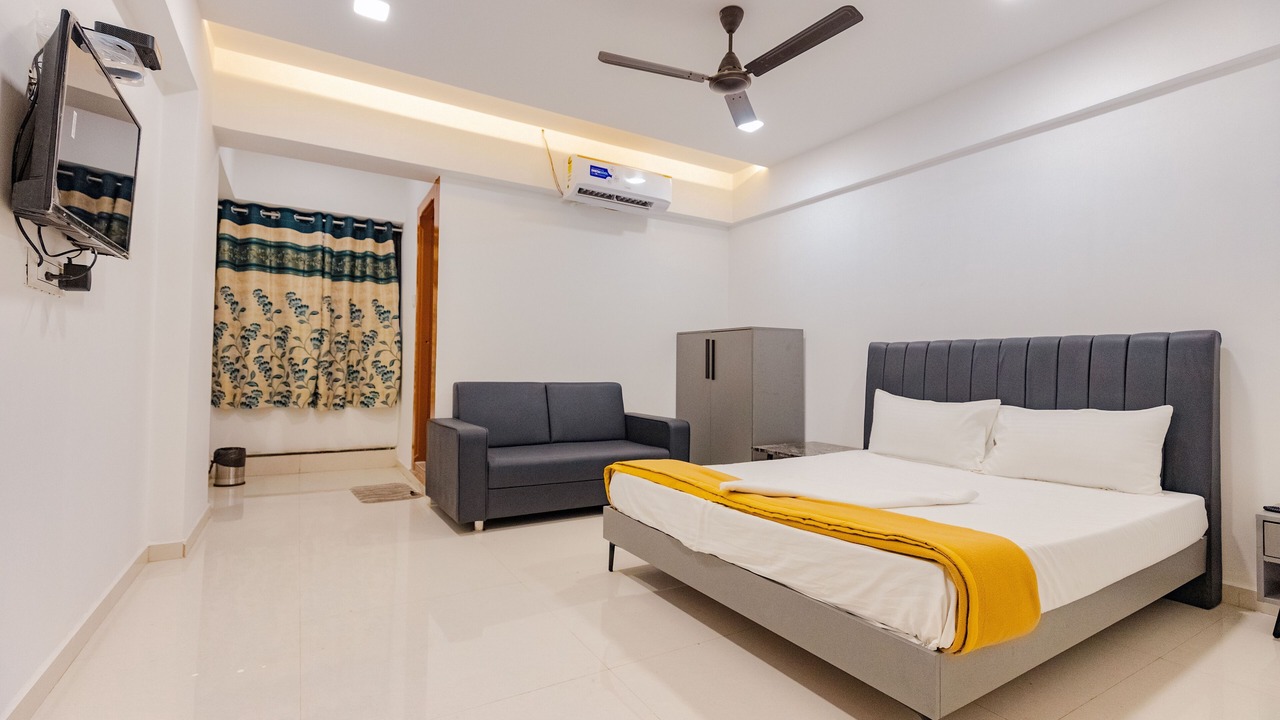 Photo of Bedroom in Surat