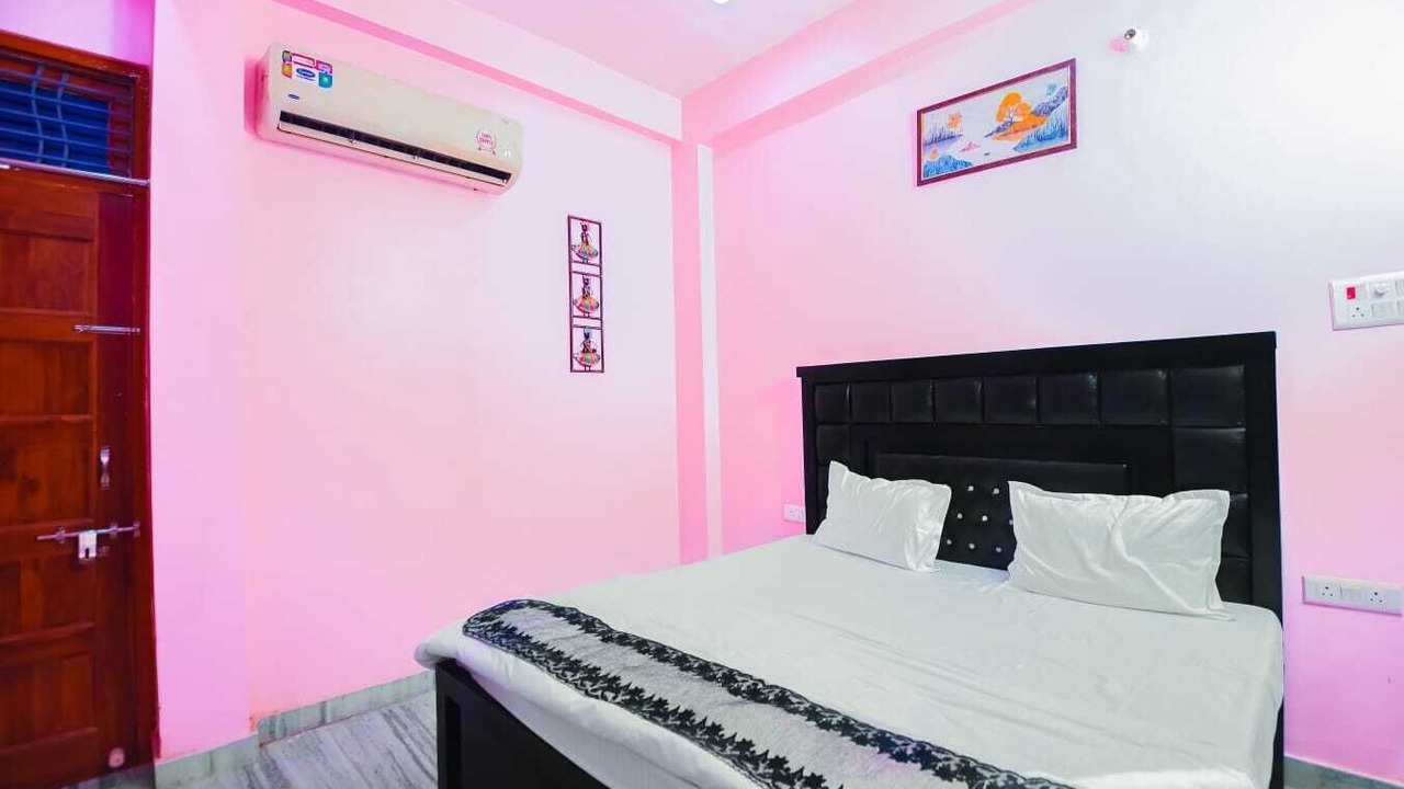 Photo of Bedroom in Varanasi