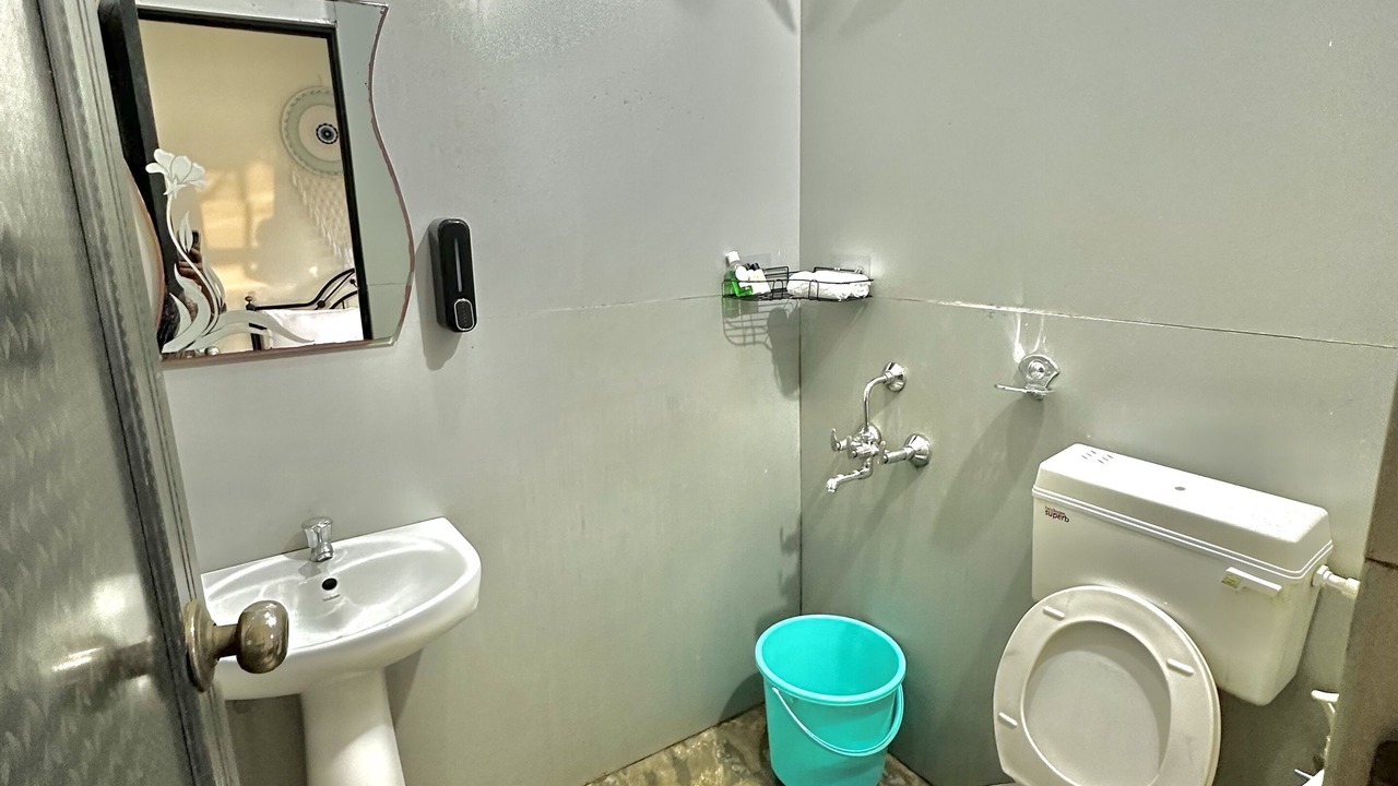 Photo of Bathroom in Candolim