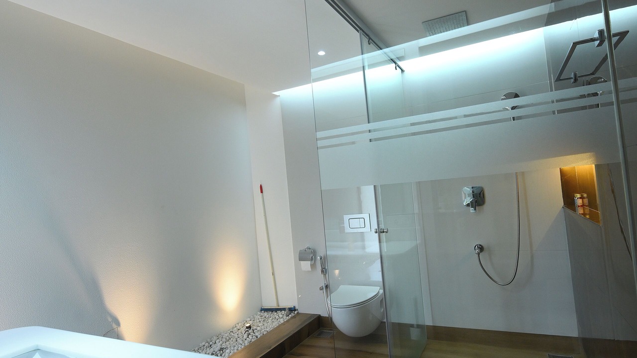 Photo of Bathroom in Chirayinkil
