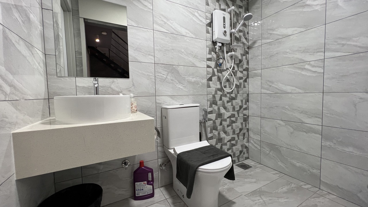 Photo of Bathroom in Bandar Tun Razak