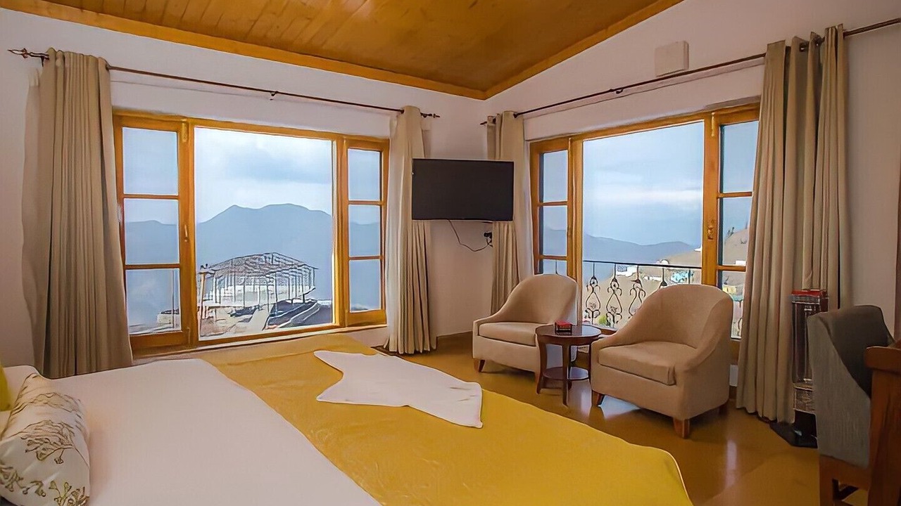Photo of Bedroom in Tehri Range