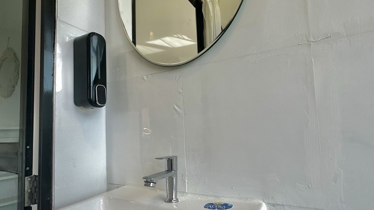 Photo of Bathroom in Gauravaddo