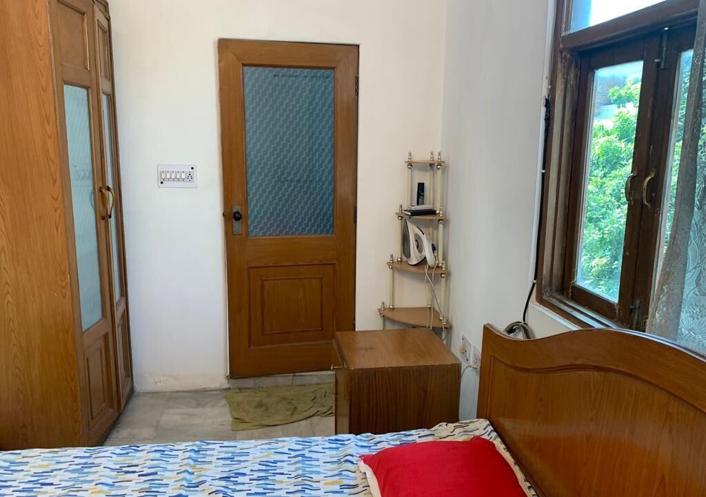 Photo of Bedroom in Nizamuddin East