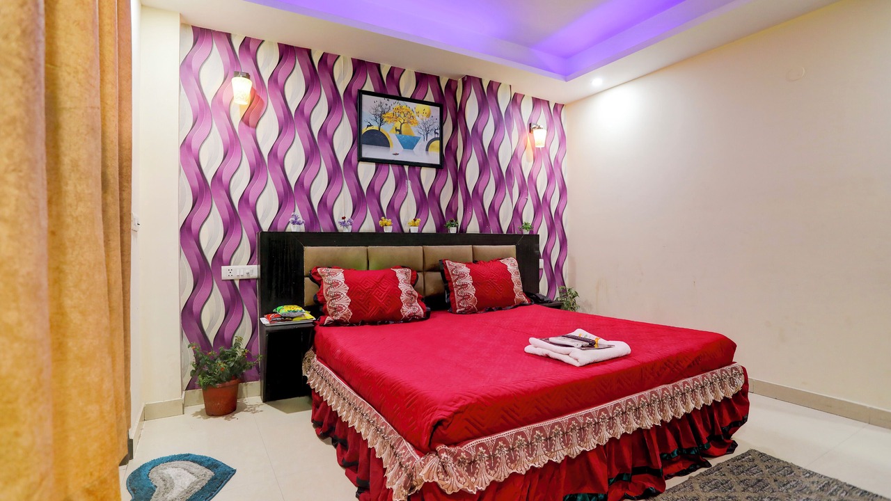 Photo of Bedroom in Mahipalpur