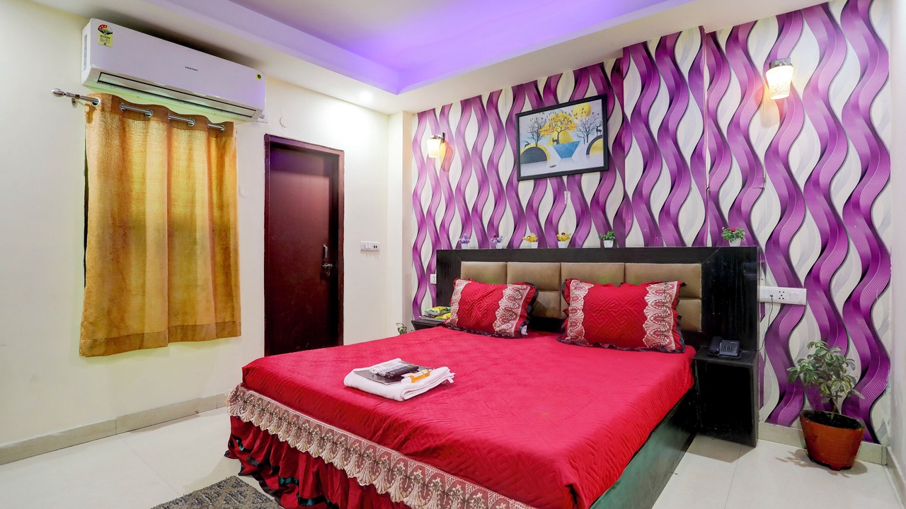 Photo of Bedroom in Mahipalpur
