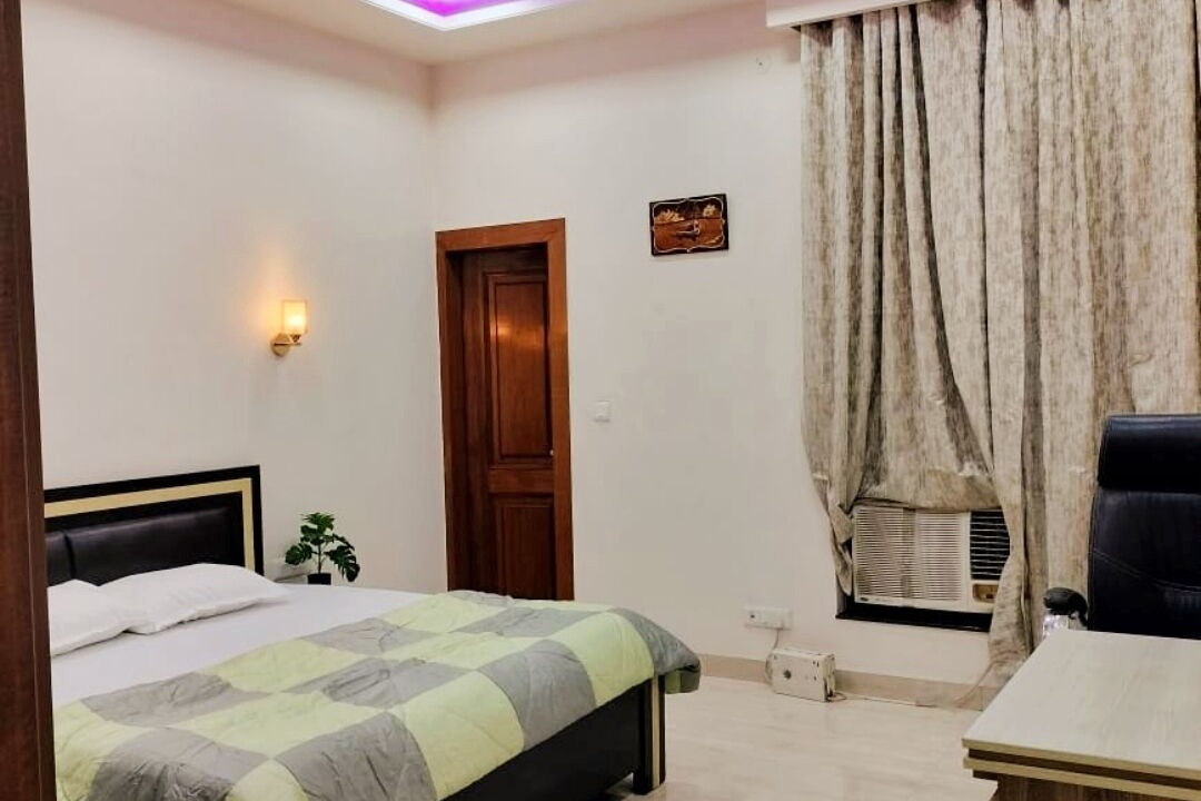 Photo of Bedroom in Greater Noida