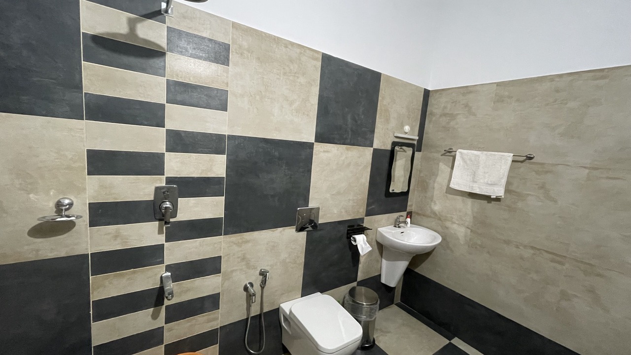 Photo of Bathroom in Irinjalakuda