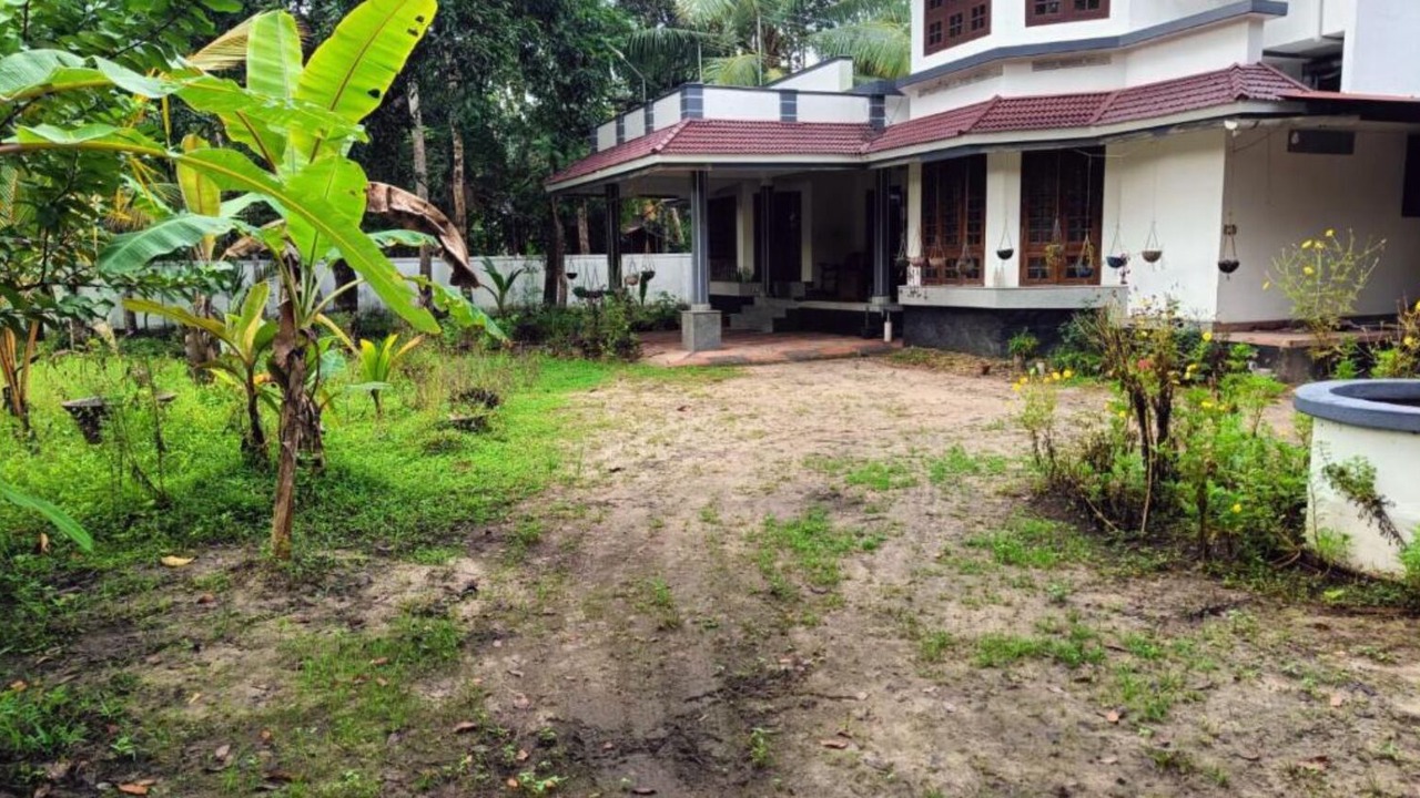 Photo of Outdoor in Pattanakkad