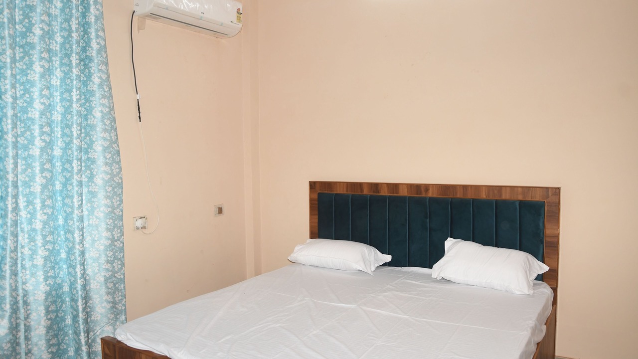 Photo of Bedroom in Varanasi