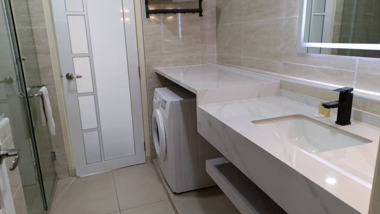 Photo of Bathroom in Imbi