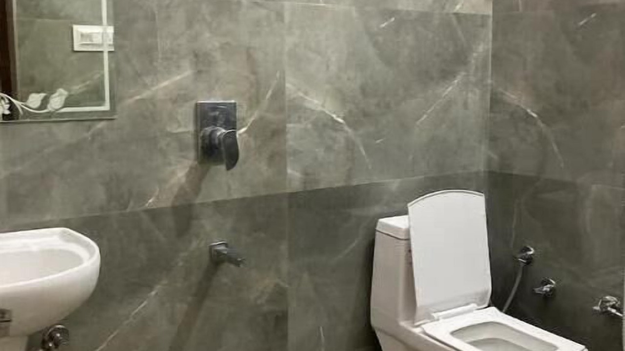 Photo of Bathroom in Sanganer