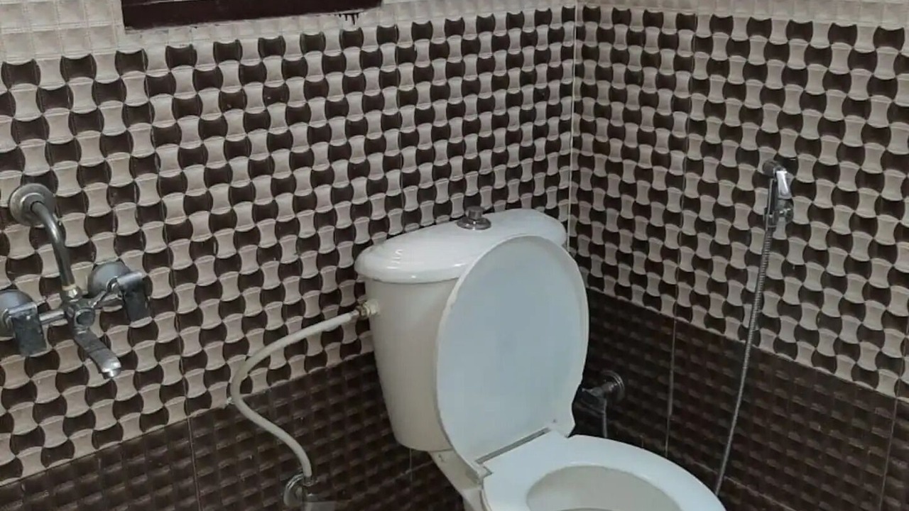 Photo of Bathroom in Varanasi