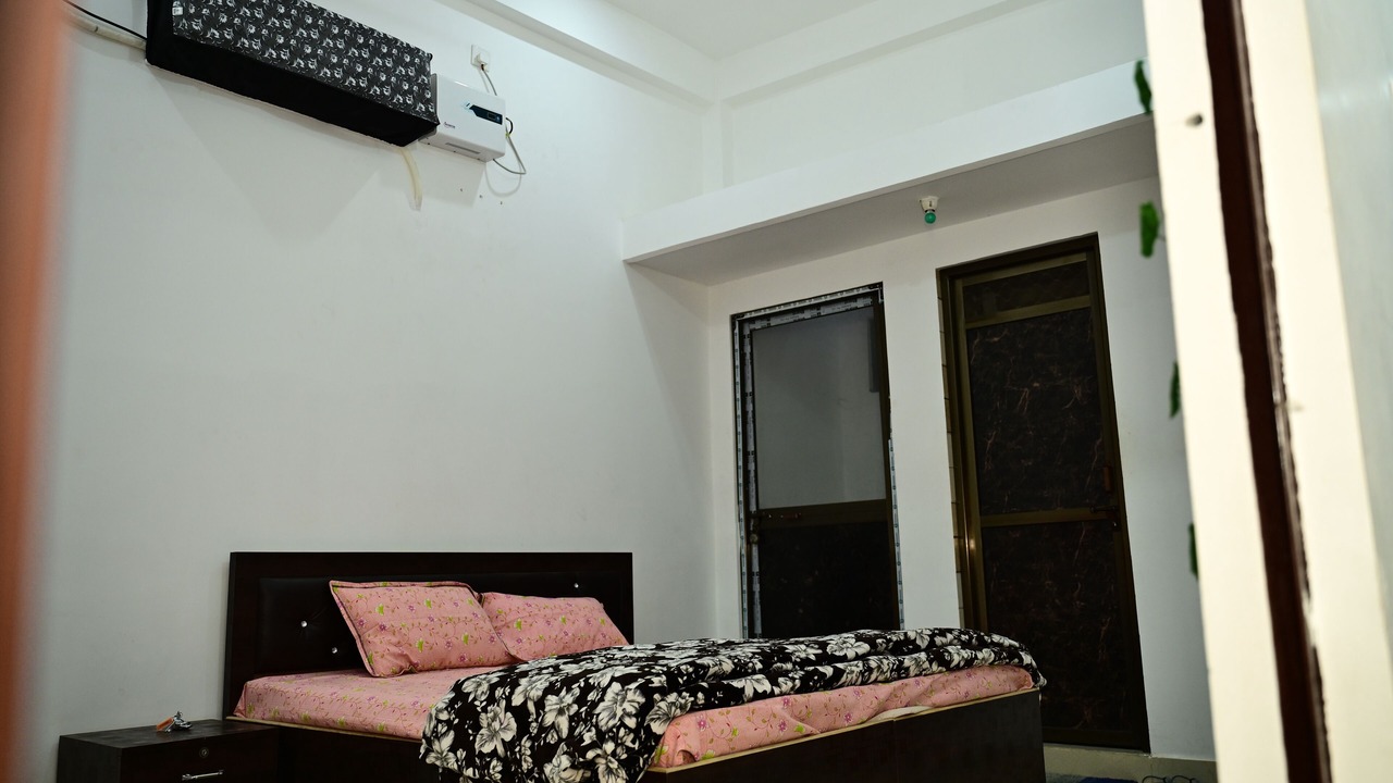 Photo of Bedroom in Faizabad