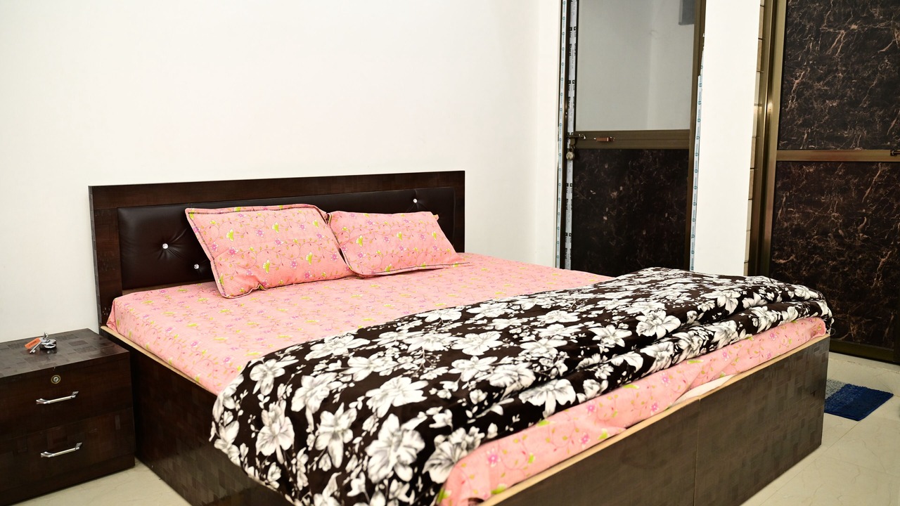 Photo of Bedroom in Faizabad