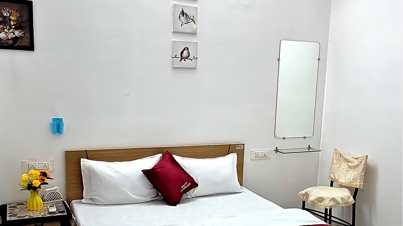 Photo of Bedroom in Ujjain