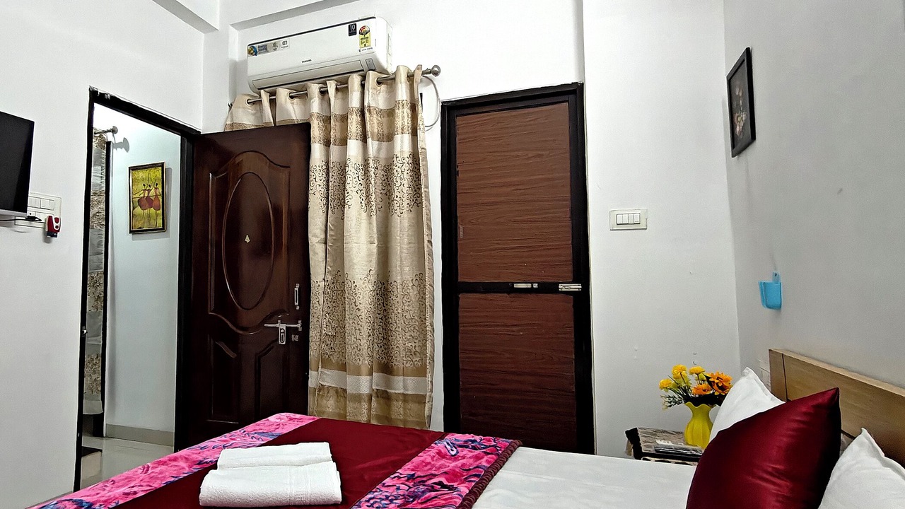 Photo of Bedroom in Ujjain