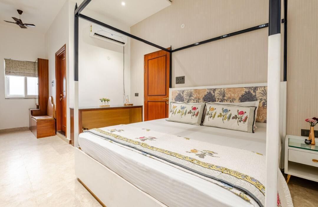 Photo of Bedroom in Lalkothi