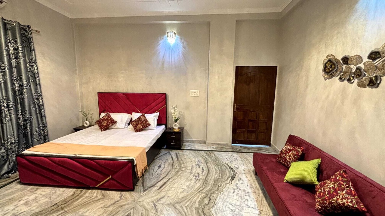 Photo of Bedroom in Varanasi