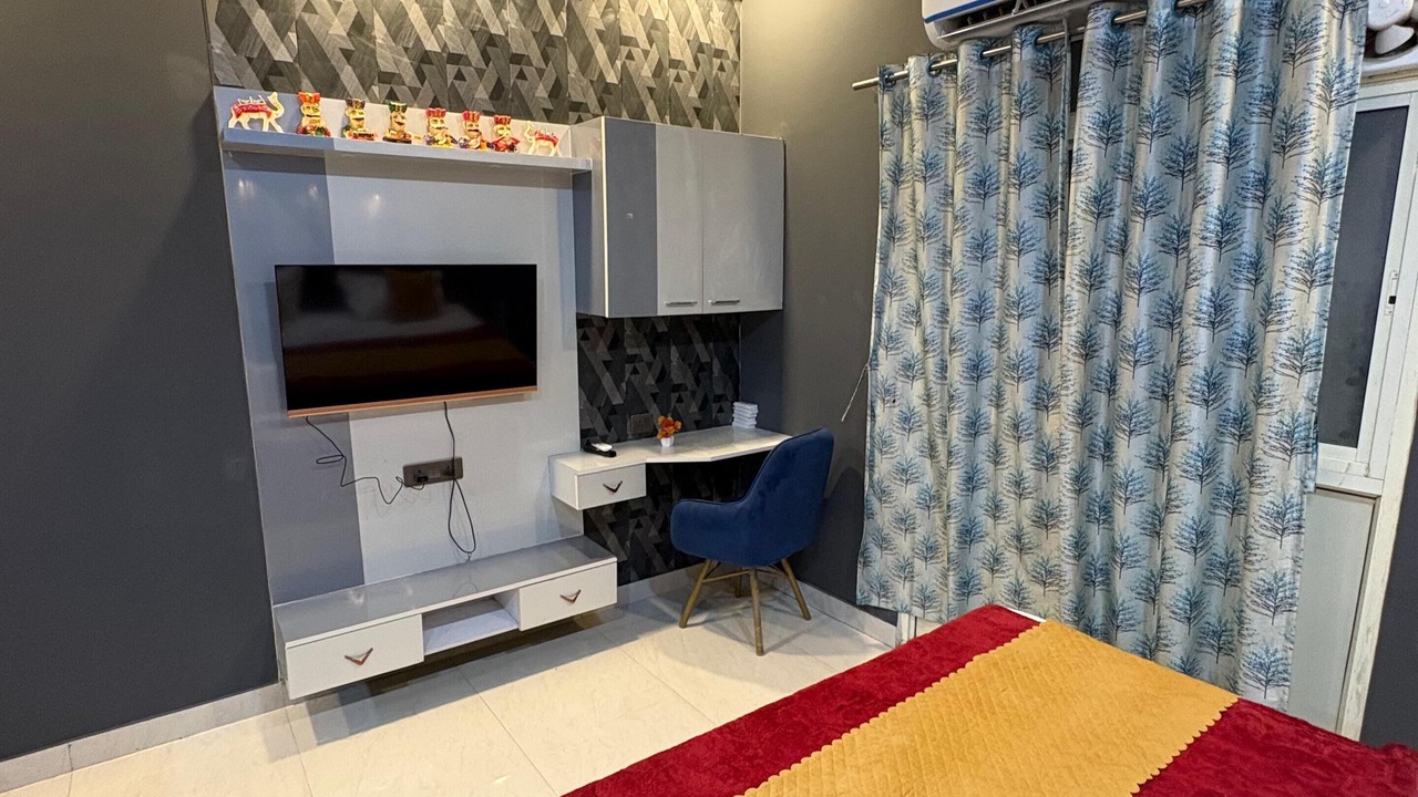 Photo of Bedroom in Greater Noida