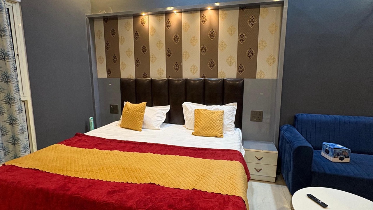 Photo of Bedroom in Greater Noida