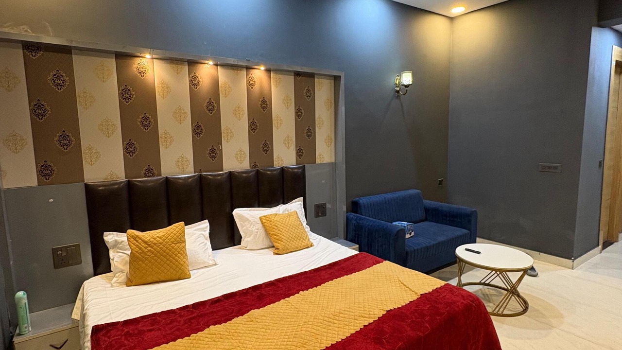 Photo of Bedroom in Greater Noida