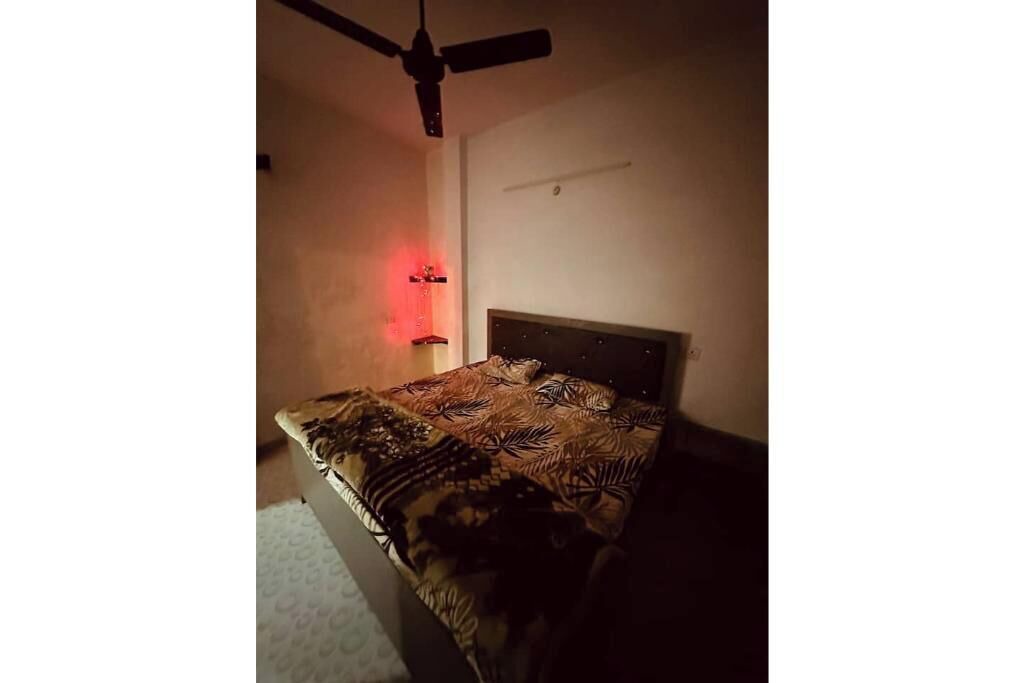 Photo of Bedroom in Allahabad