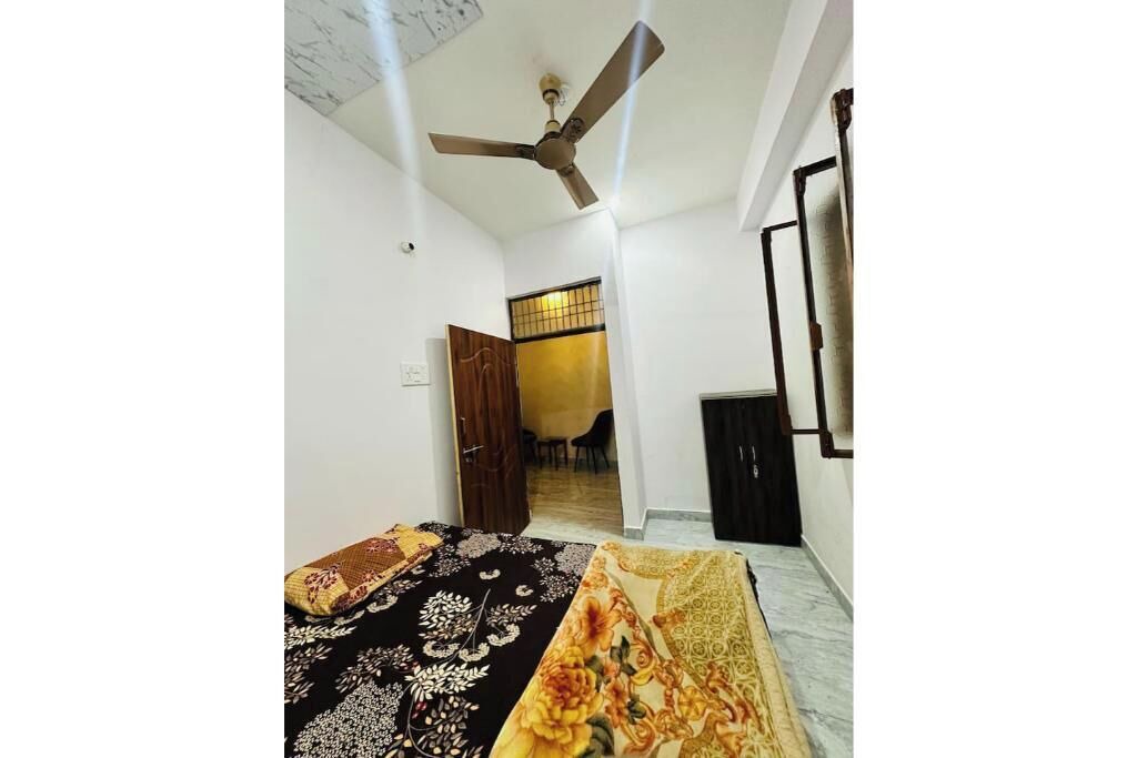 Photo of Bedroom in Allahabad