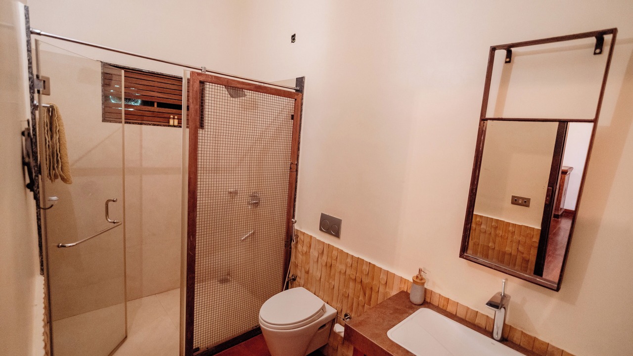 Photo of Bathroom in Puthenvelikara