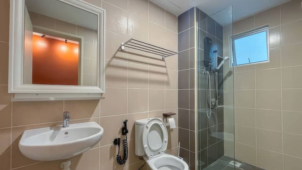 Photo of Bathroom in Salak South
