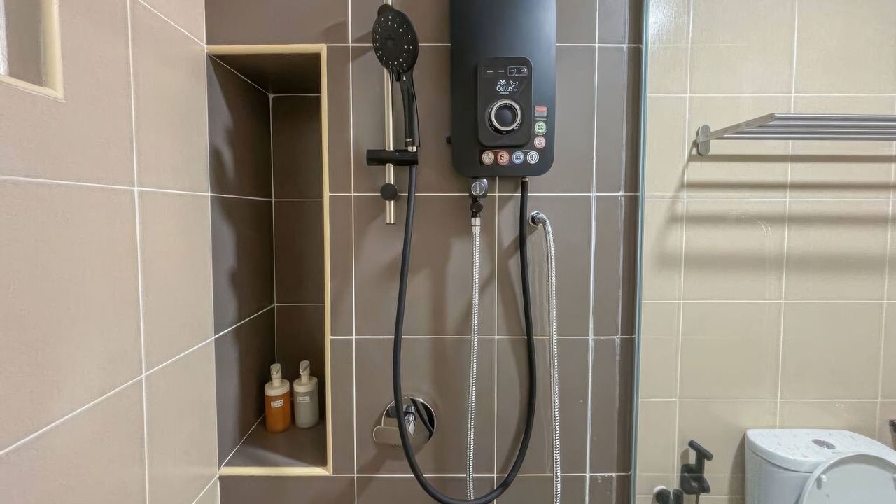 Photo of Bathroom in Salak South