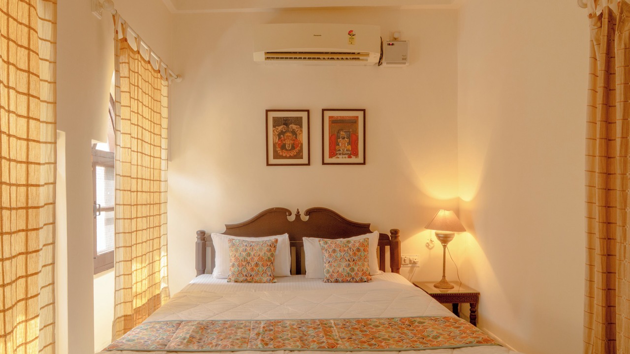 Photo of Bedroom in Bhindar