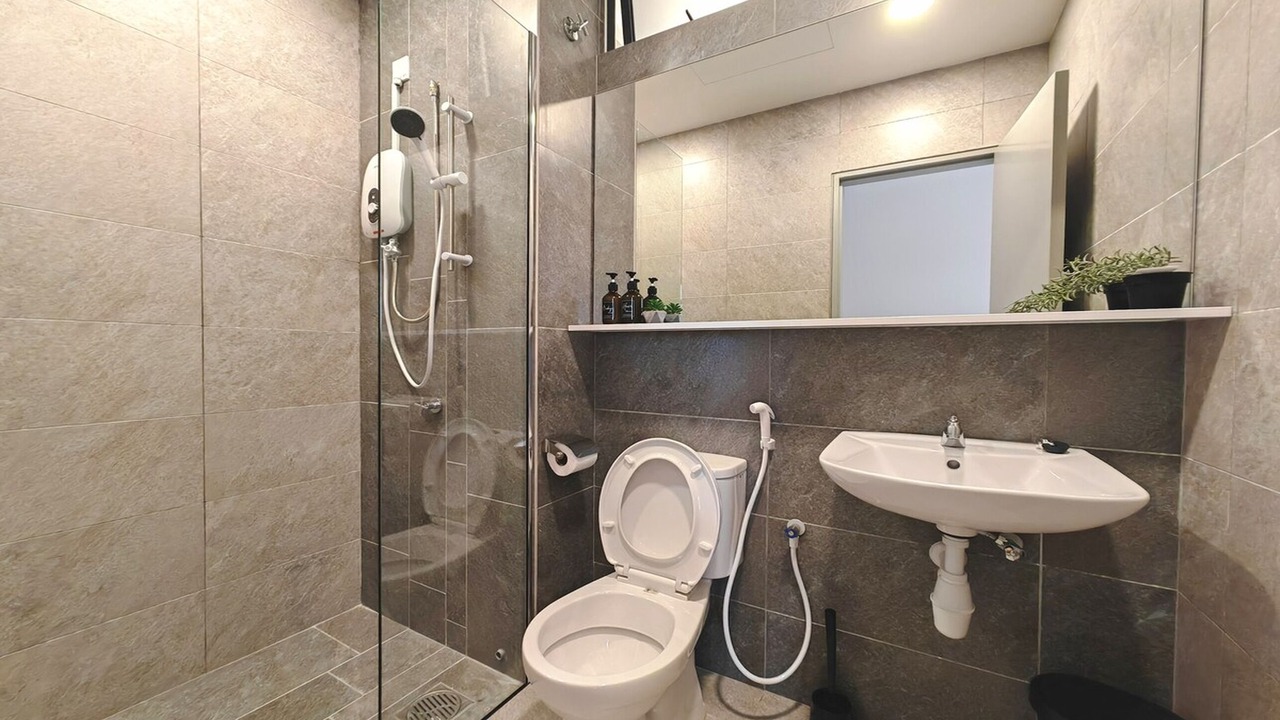 Photo of Bathroom in Kampung Bukit Dukong