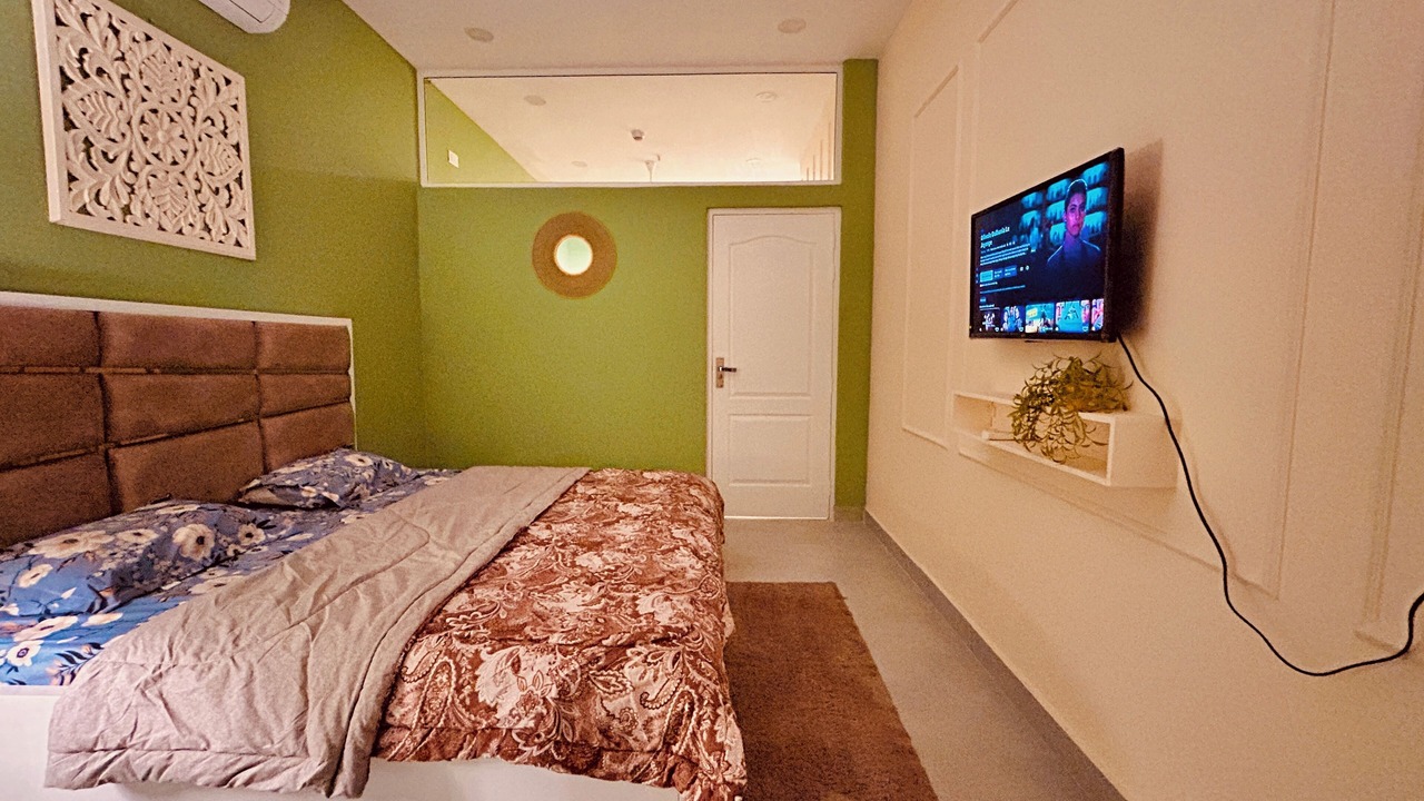 Photo of Bedroom in Greater Noida