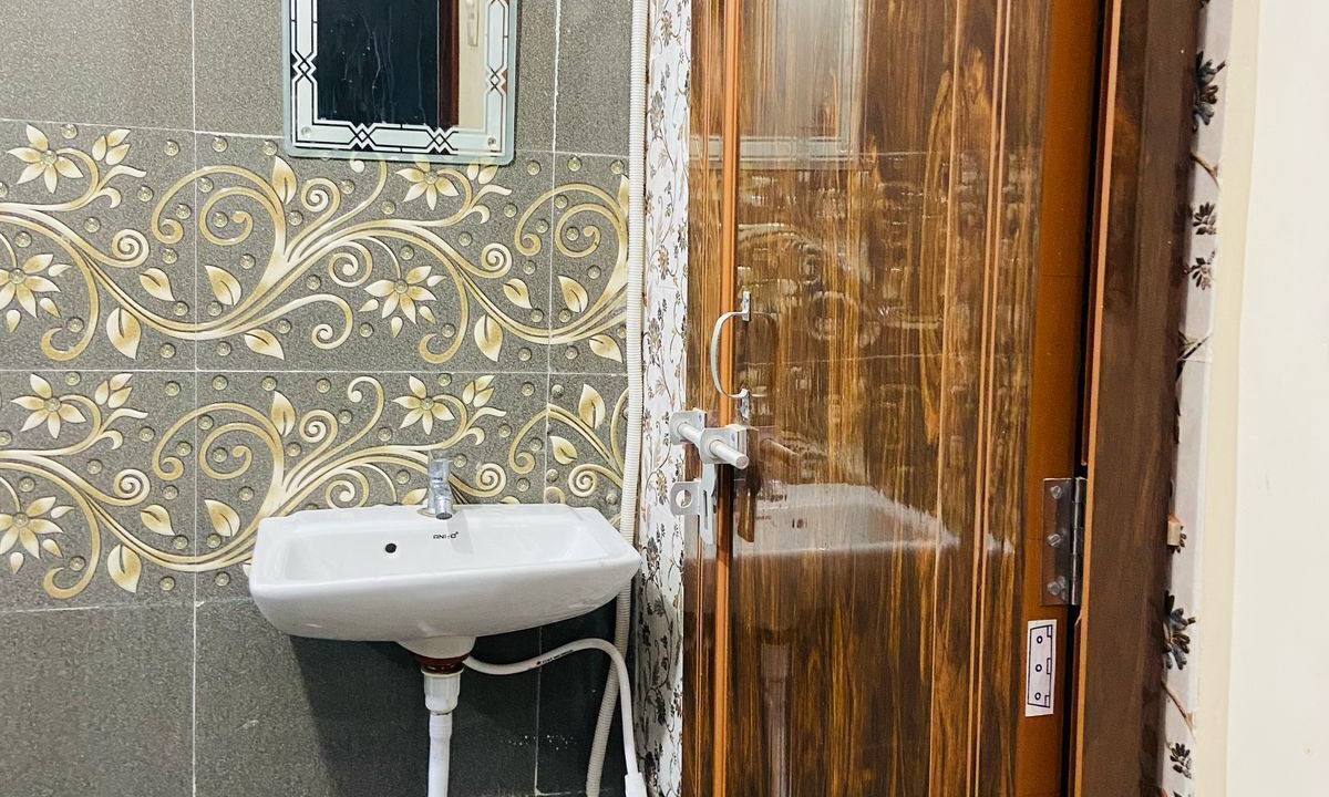 Photo of Bathroom in Varanasi