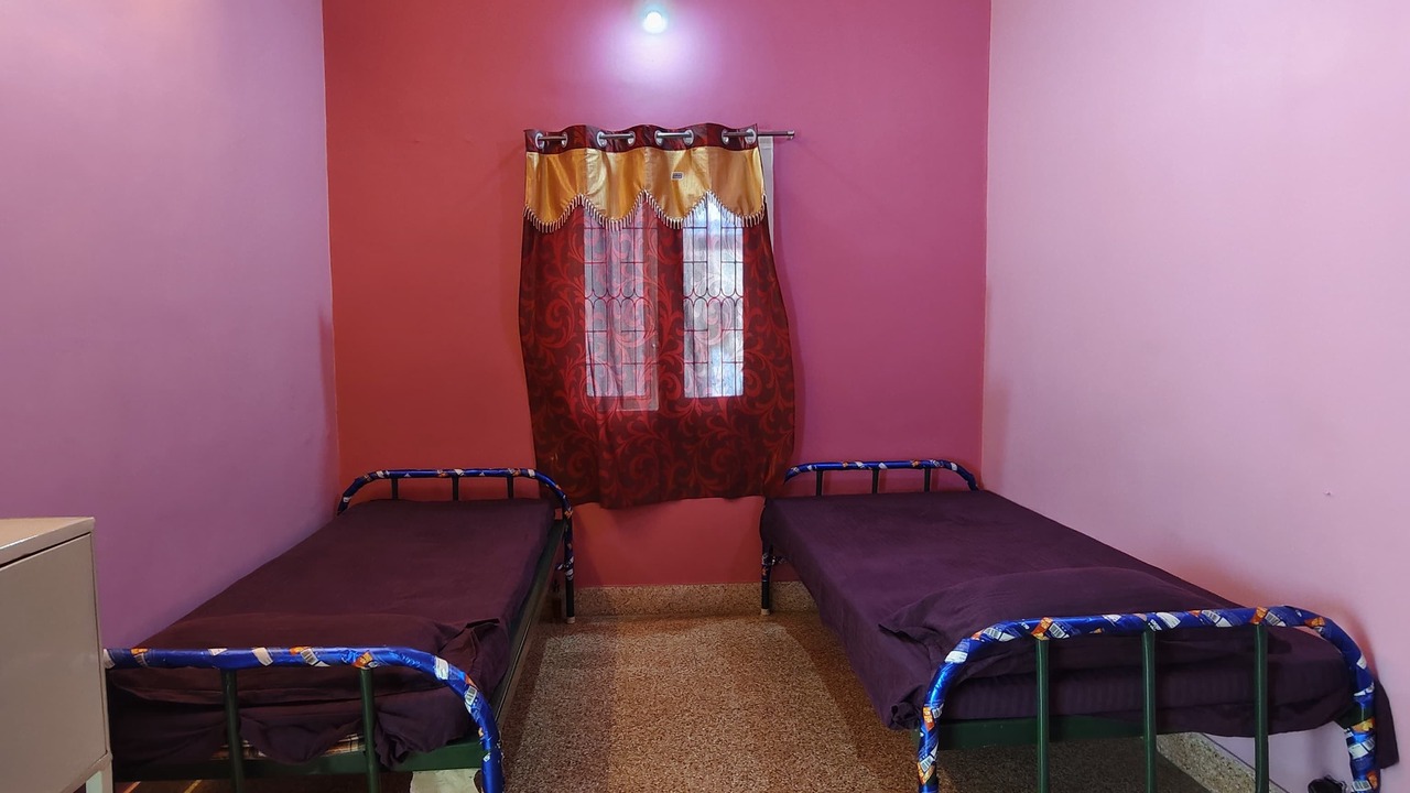 Photo of Bedroom in Palayankottai