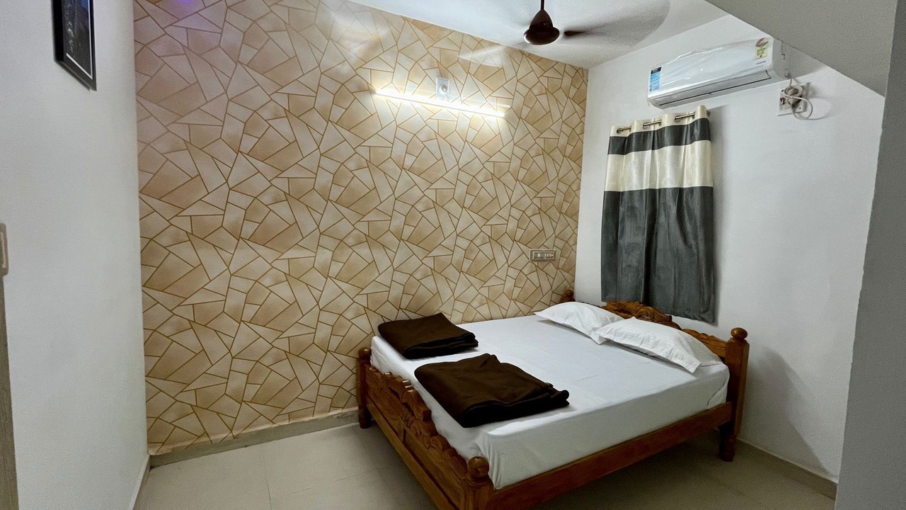 Photo of Bedroom in Tiruvannamalai