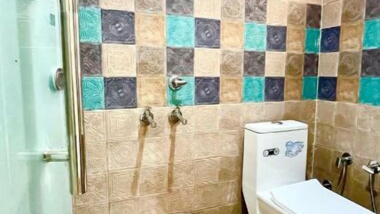 Photo of Bathroom in Orchha