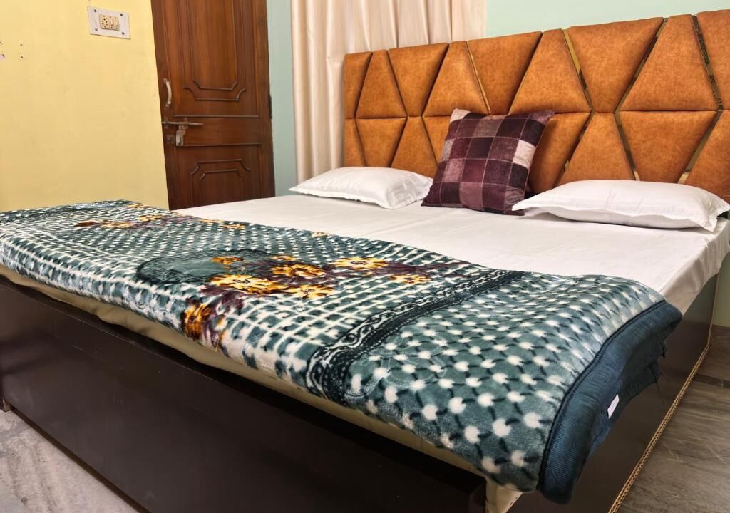 Photo of Bedroom in Allahabad