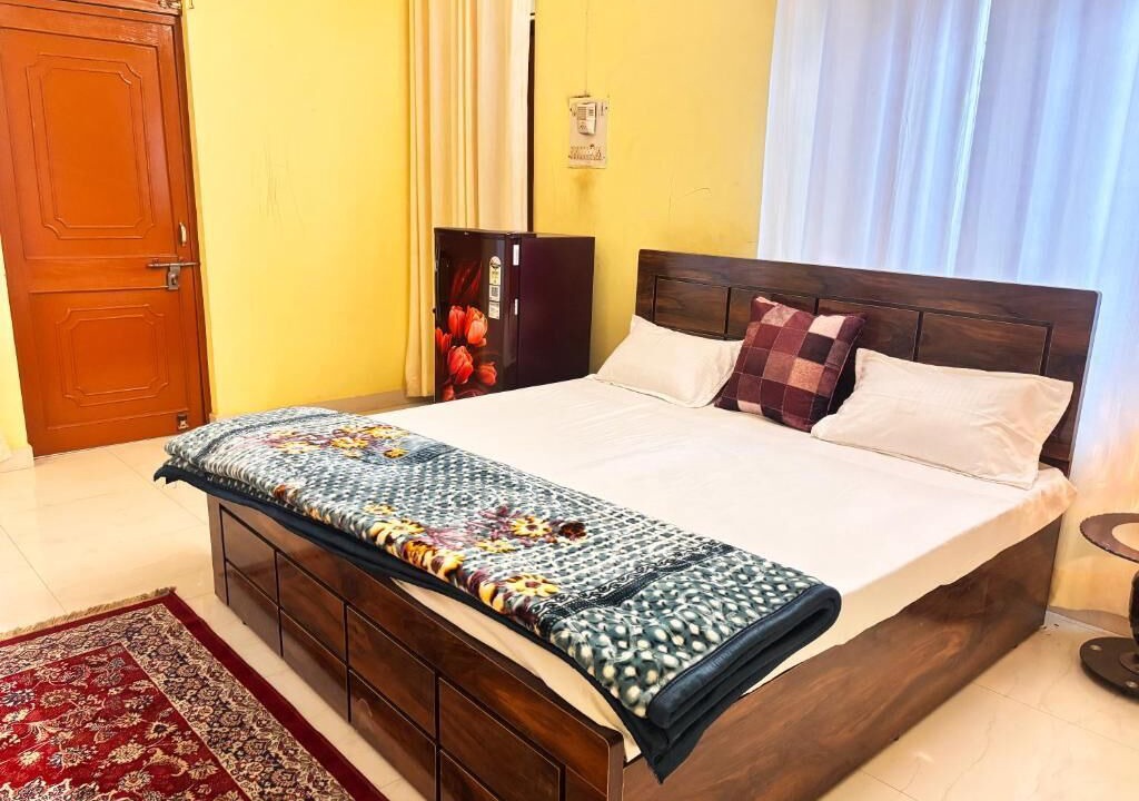 Photo of Bedroom in Allahabad