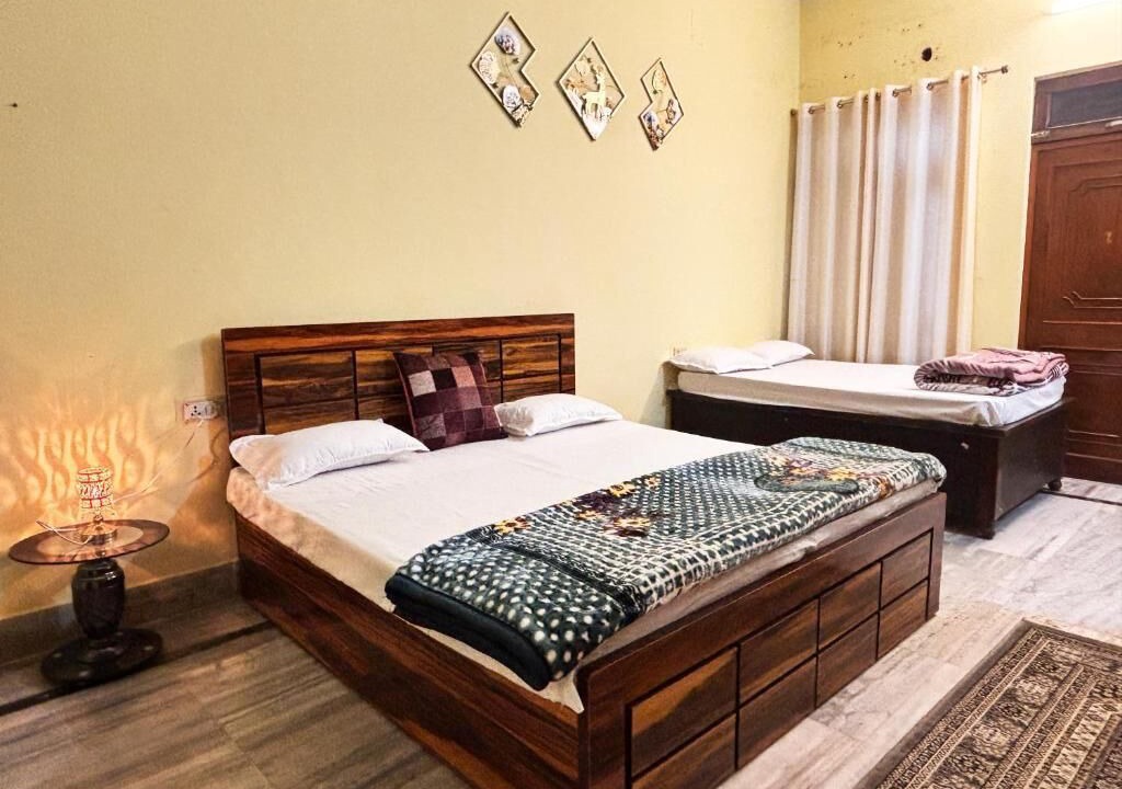 Photo of Bedroom in Allahabad