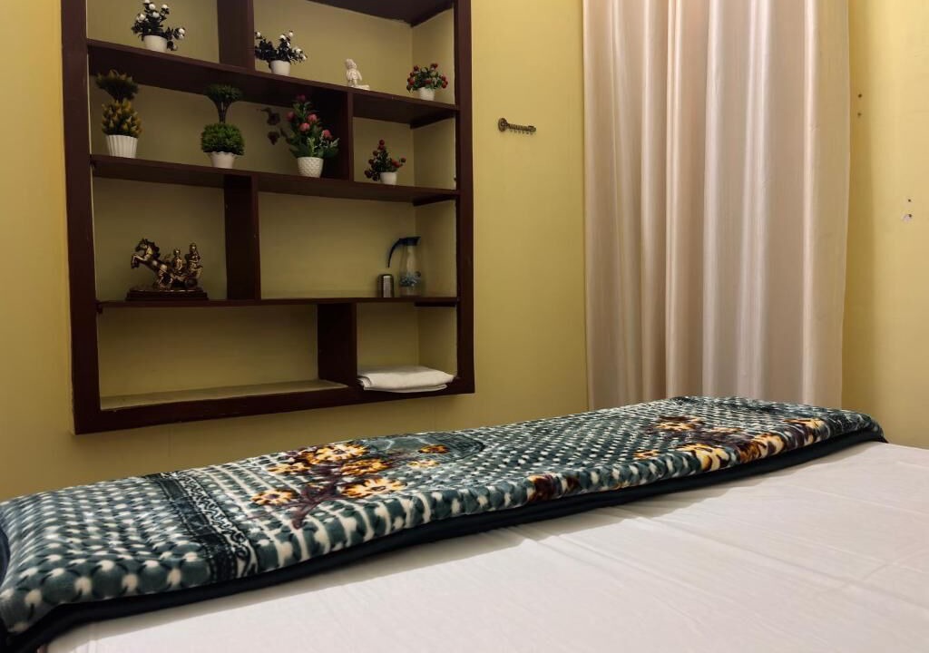 Photo of Bedroom in Allahabad