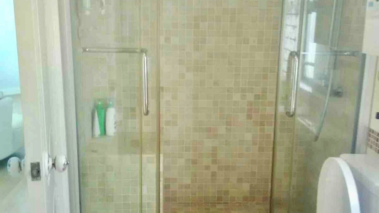 Photo of Bathroom in Islands District