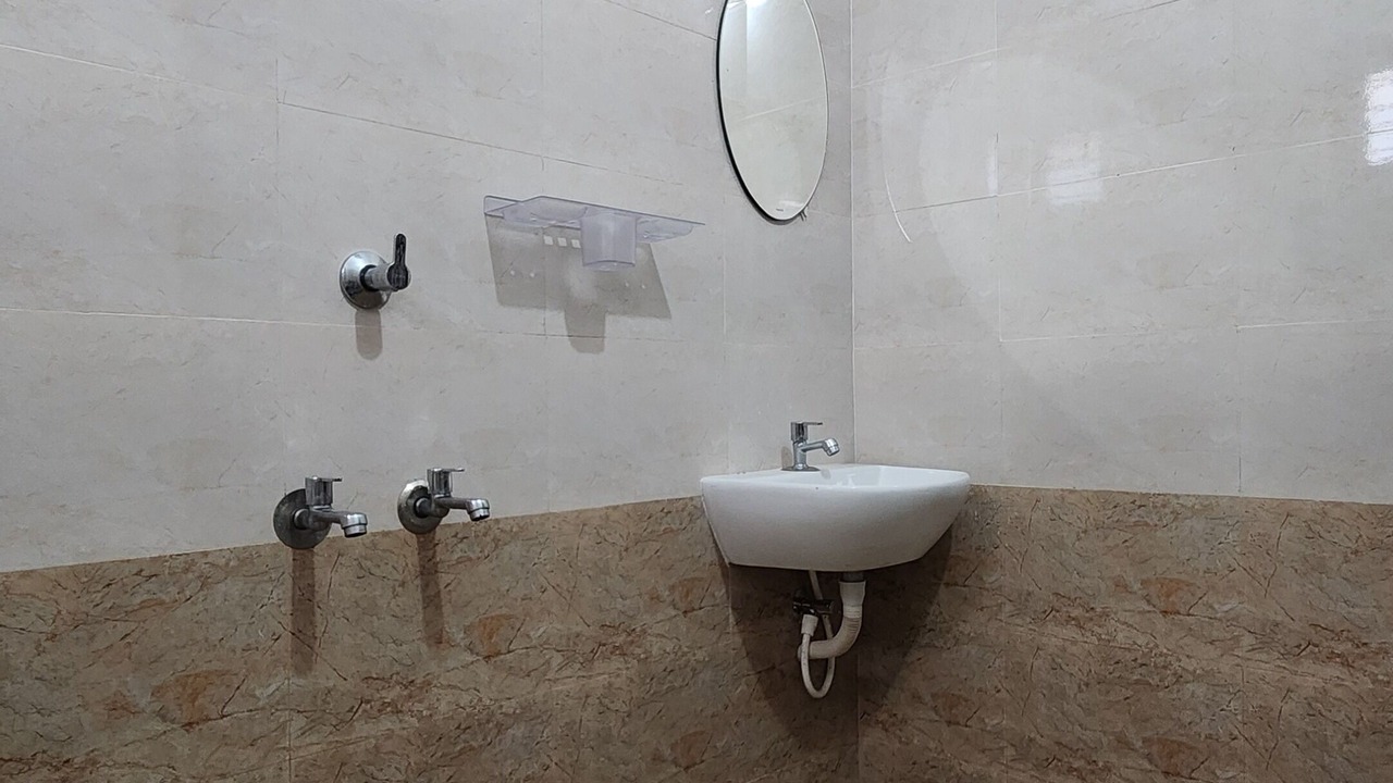Photo of Bathroom in Thiruvananthapuram