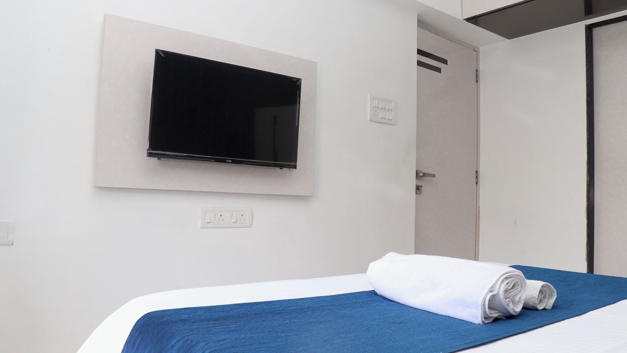 Photo of Bedroom in Marol