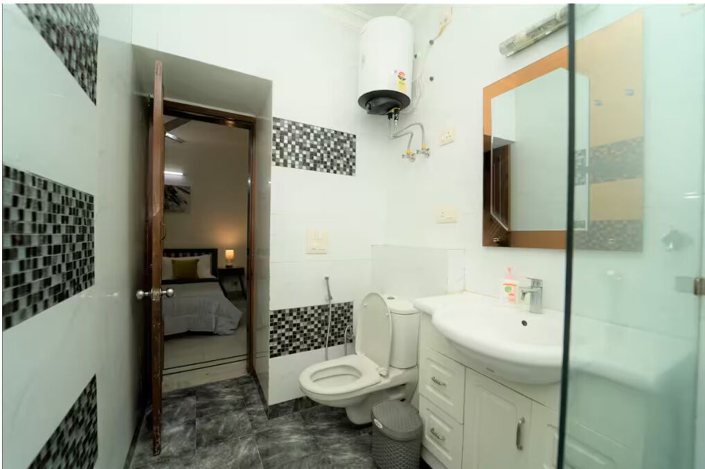 Photo of Bathroom in Defence Colony