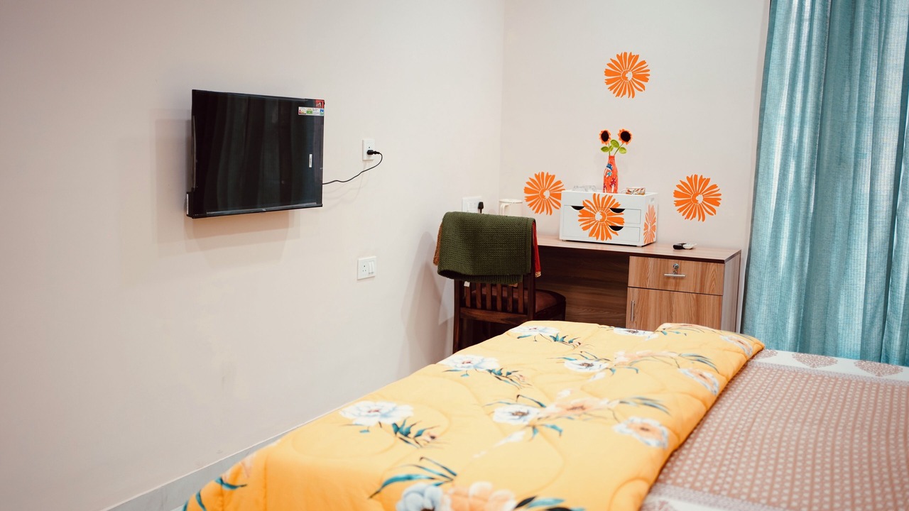 Photo of Bedroom in C-Scheme